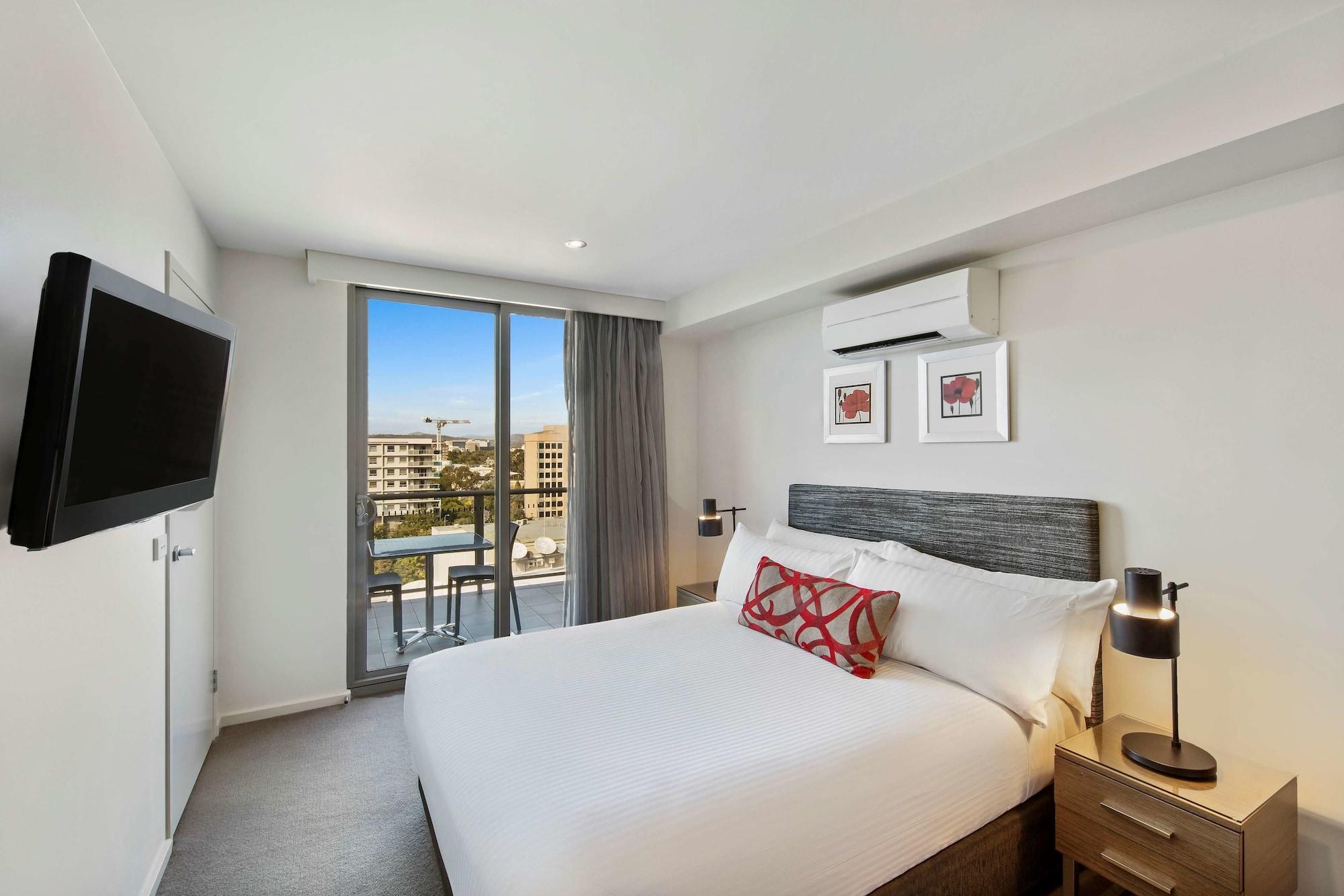 Adina Serviced Apartments Canberra Dickson Exterior photo