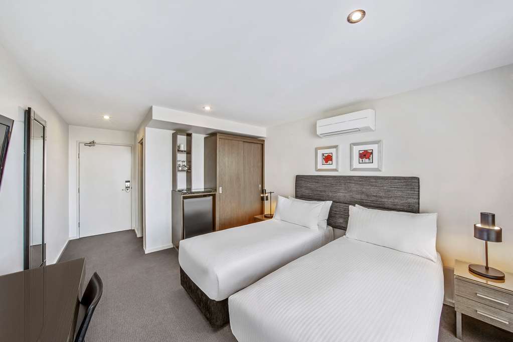 Adina Serviced Apartments Canberra Dickson Room photo